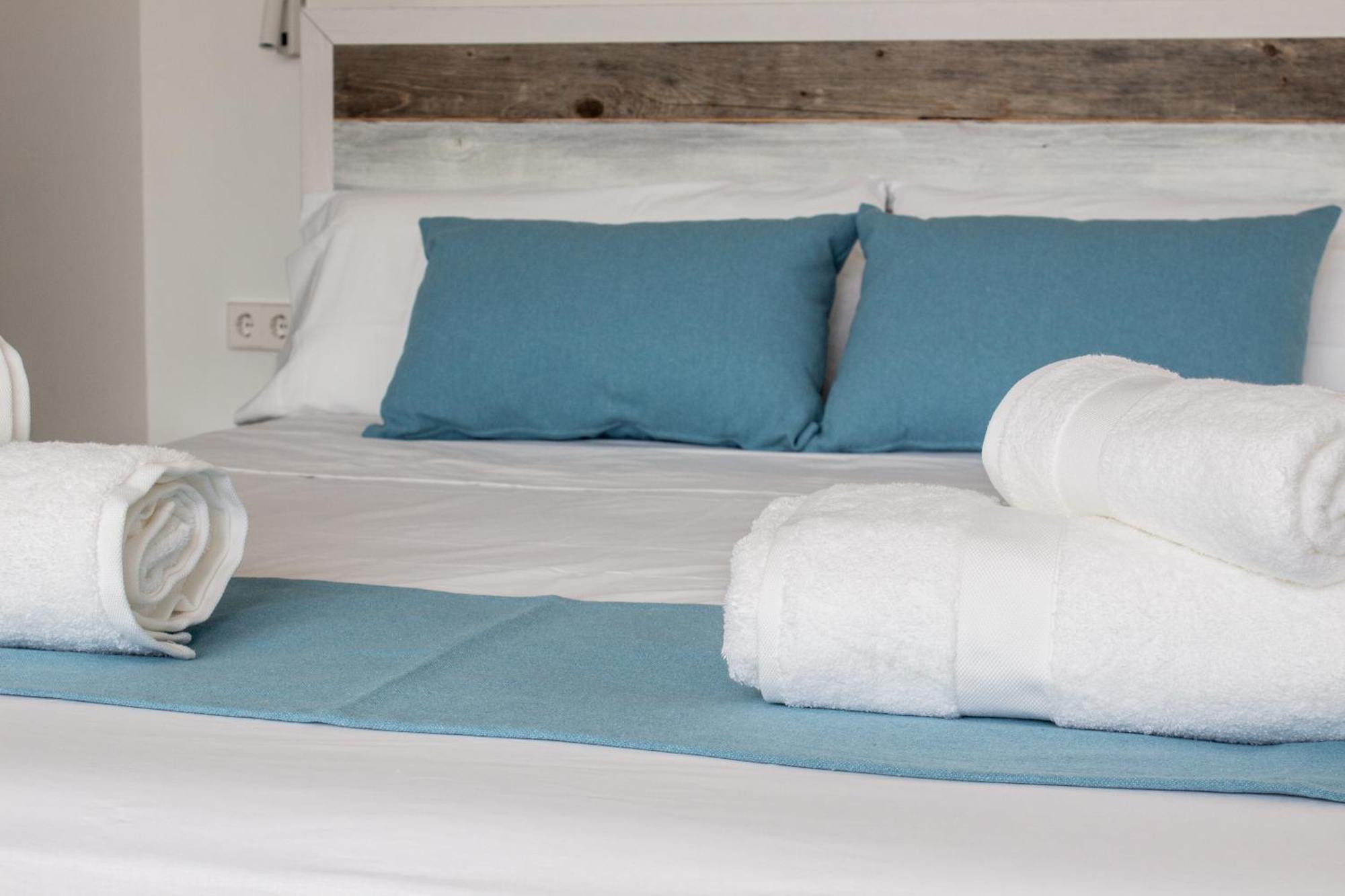 Hotel Boutique Es Blau カダケス エクステリア 写真