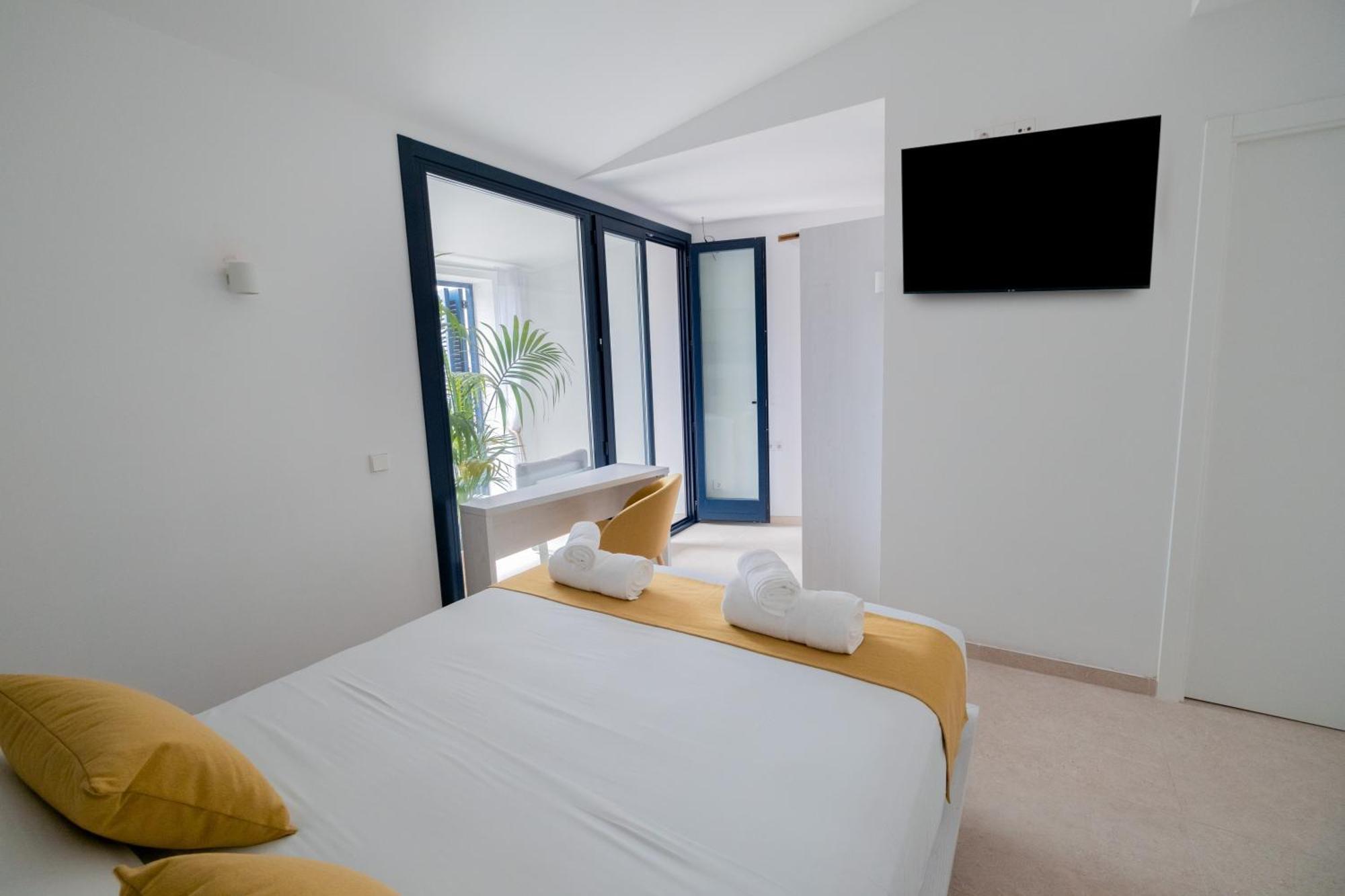 Hotel Boutique Es Blau カダケス エクステリア 写真