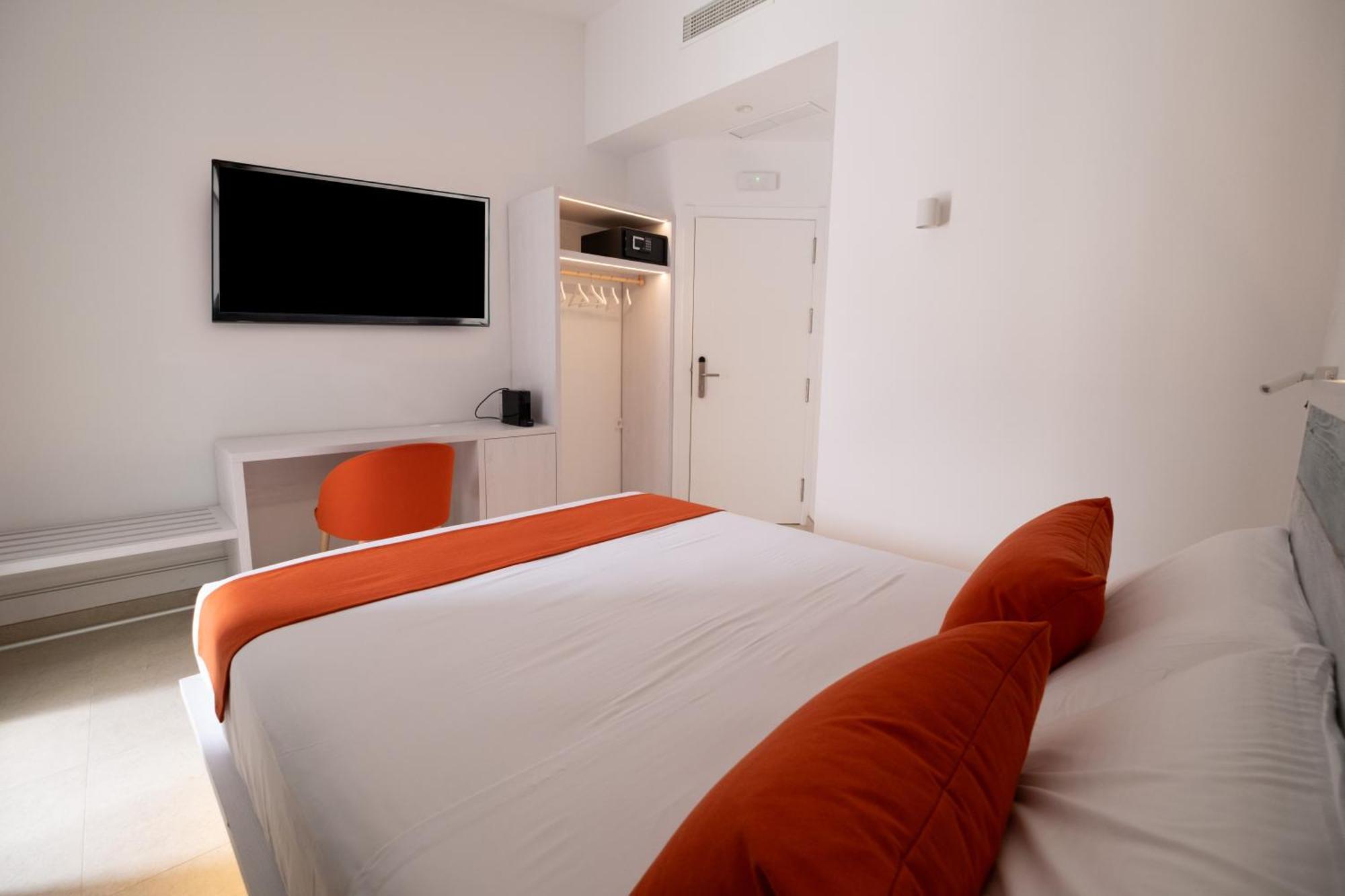 Hotel Boutique Es Blau カダケス エクステリア 写真