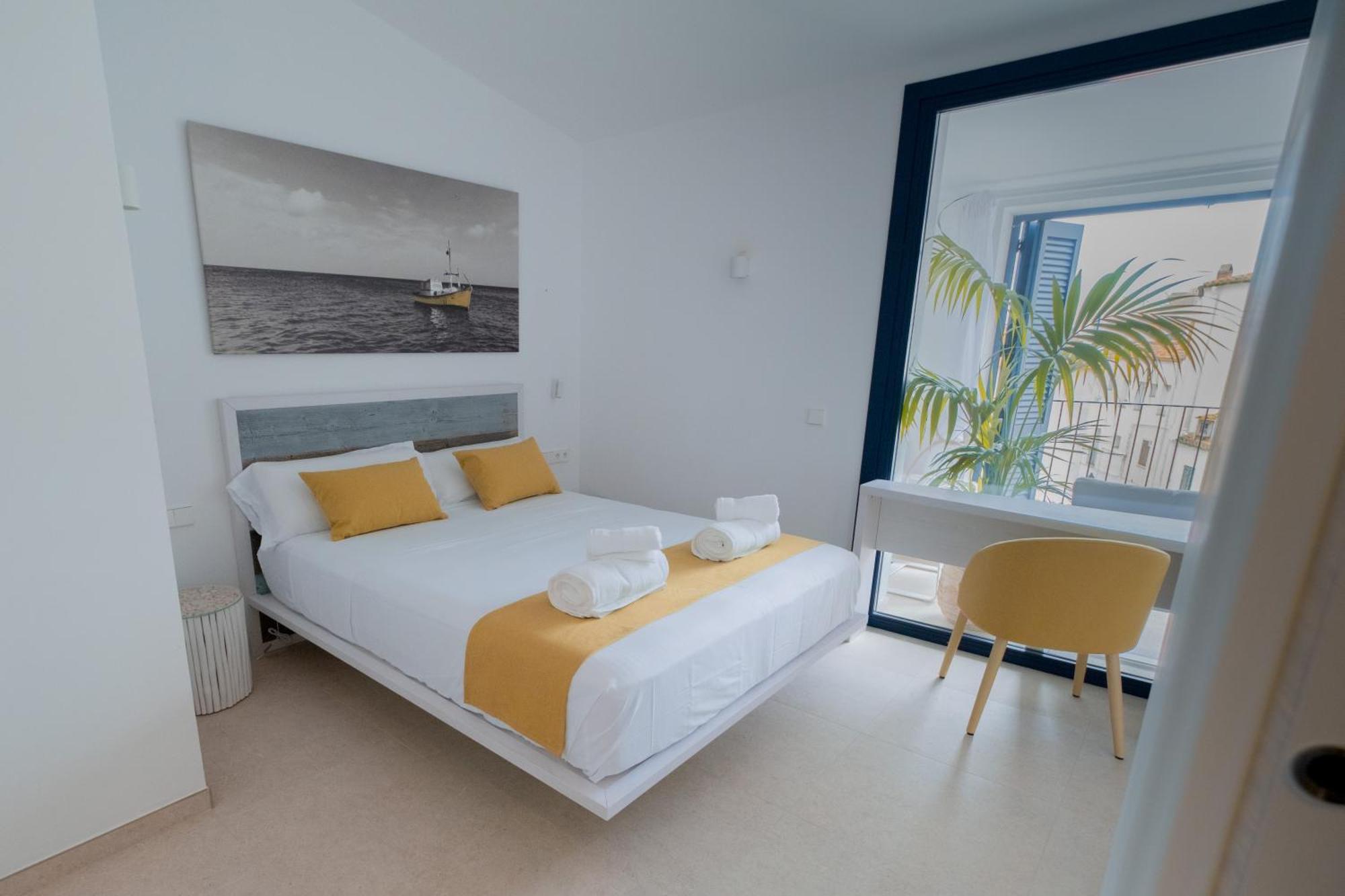 Hotel Boutique Es Blau カダケス エクステリア 写真