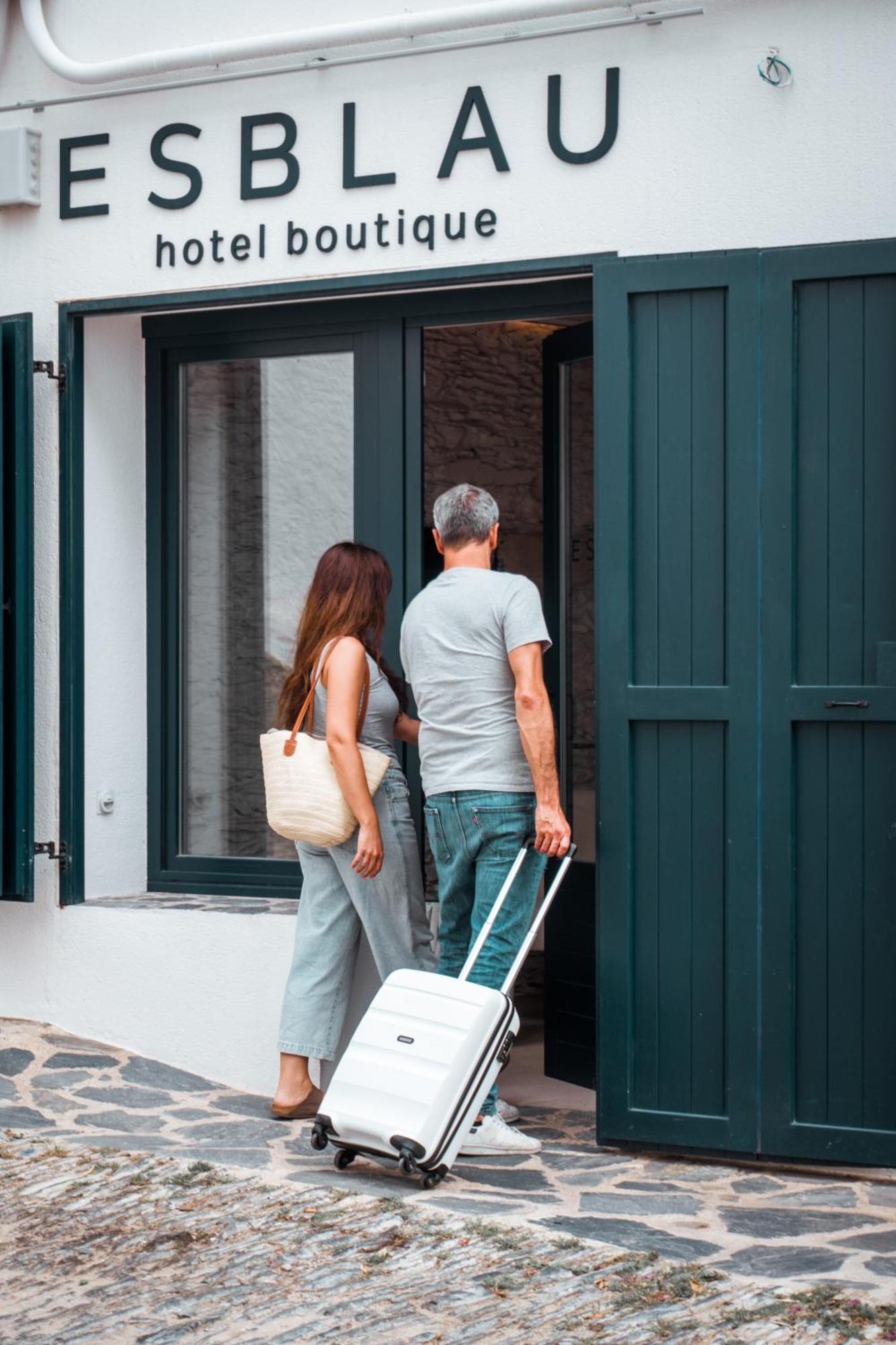 Hotel Boutique Es Blau カダケス エクステリア 写真