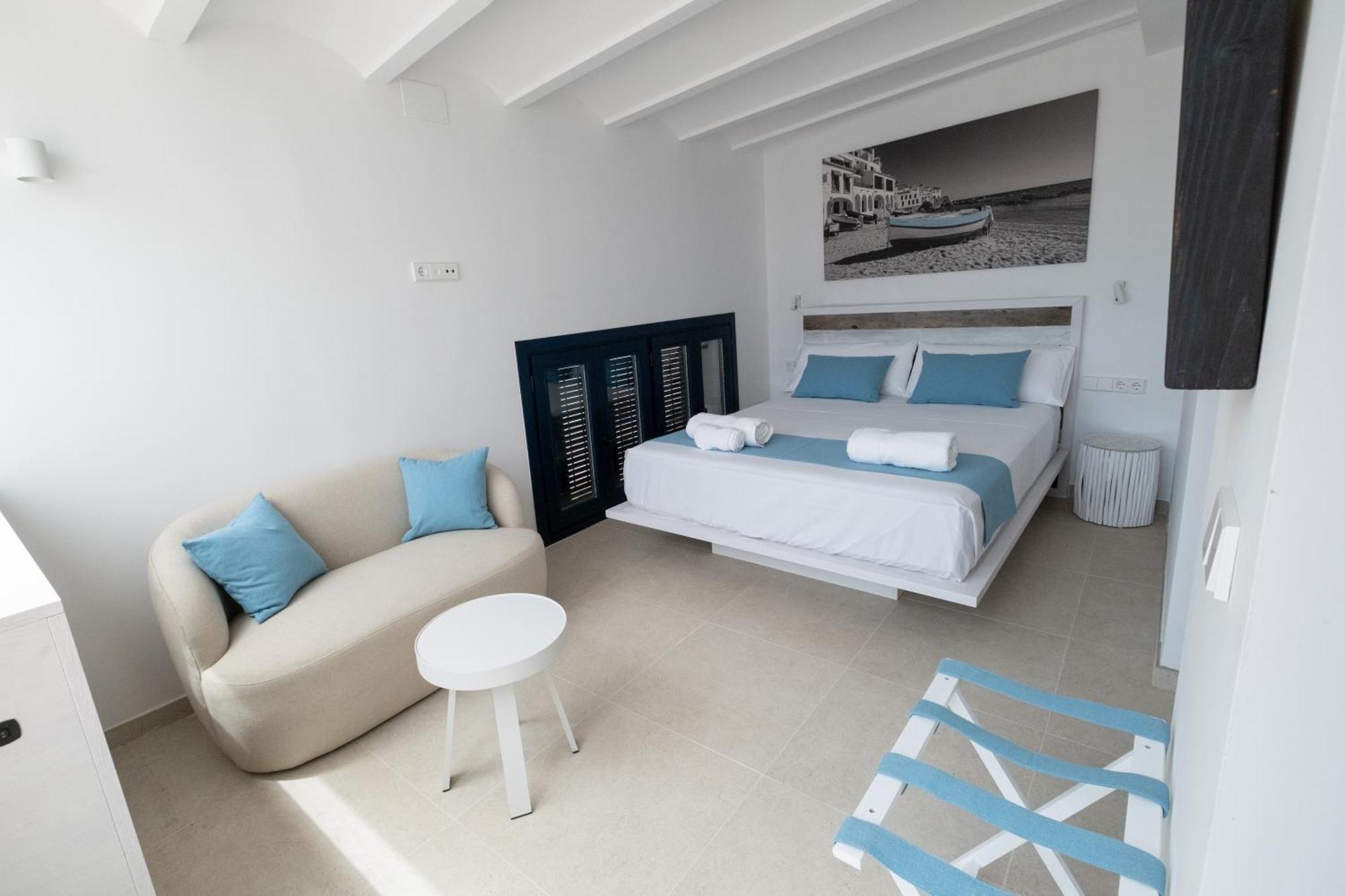 Hotel Boutique Es Blau カダケス エクステリア 写真