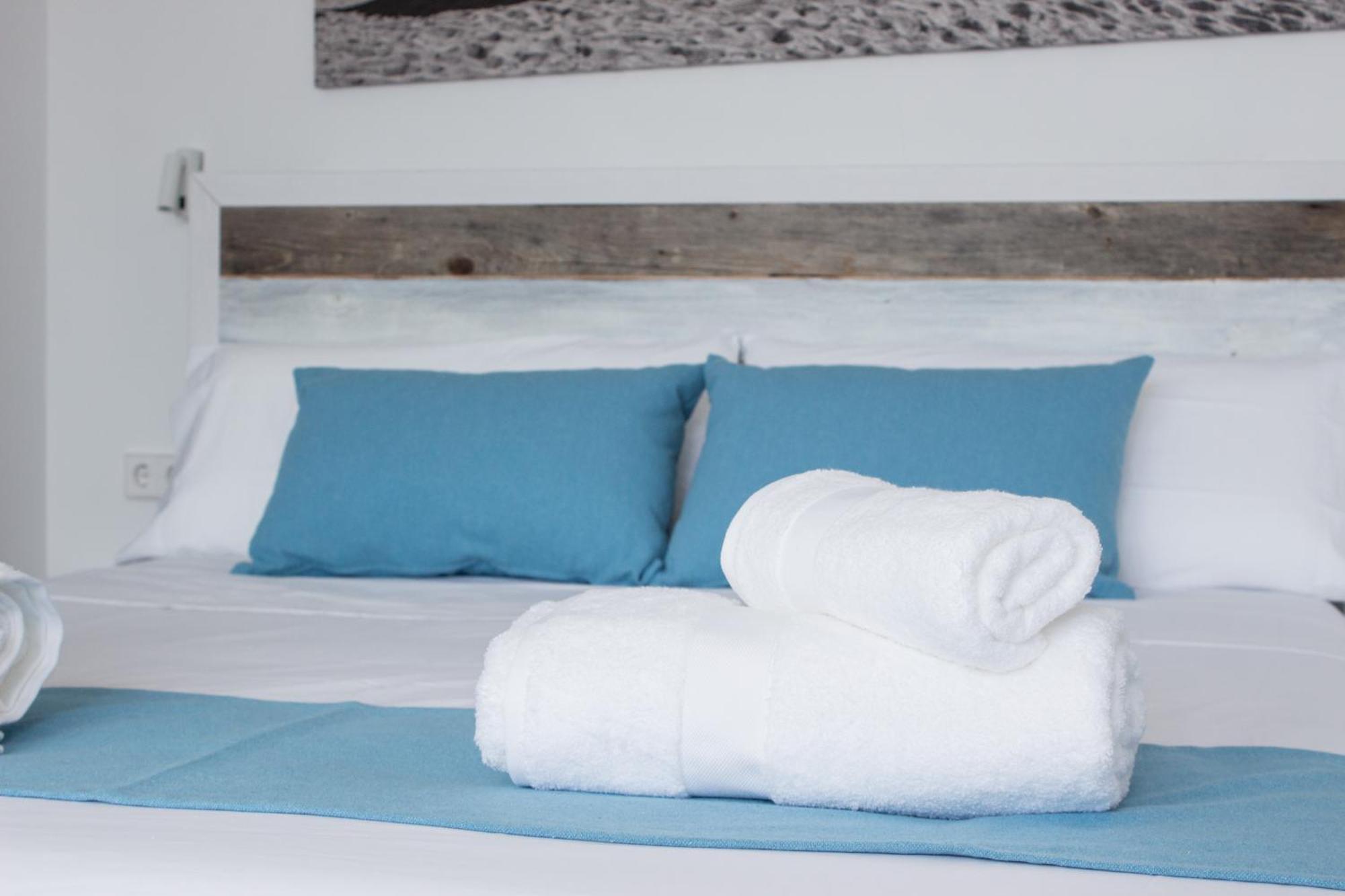 Hotel Boutique Es Blau カダケス エクステリア 写真