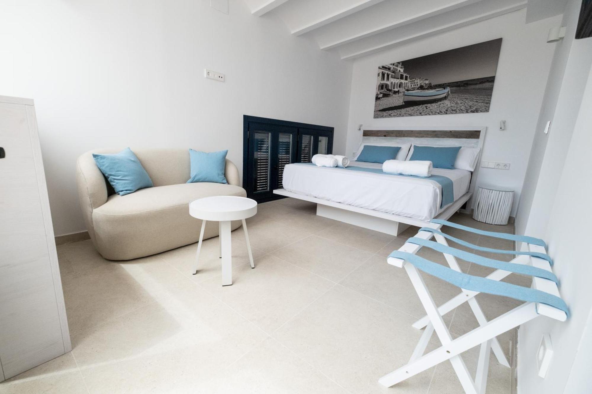 Hotel Boutique Es Blau カダケス エクステリア 写真
