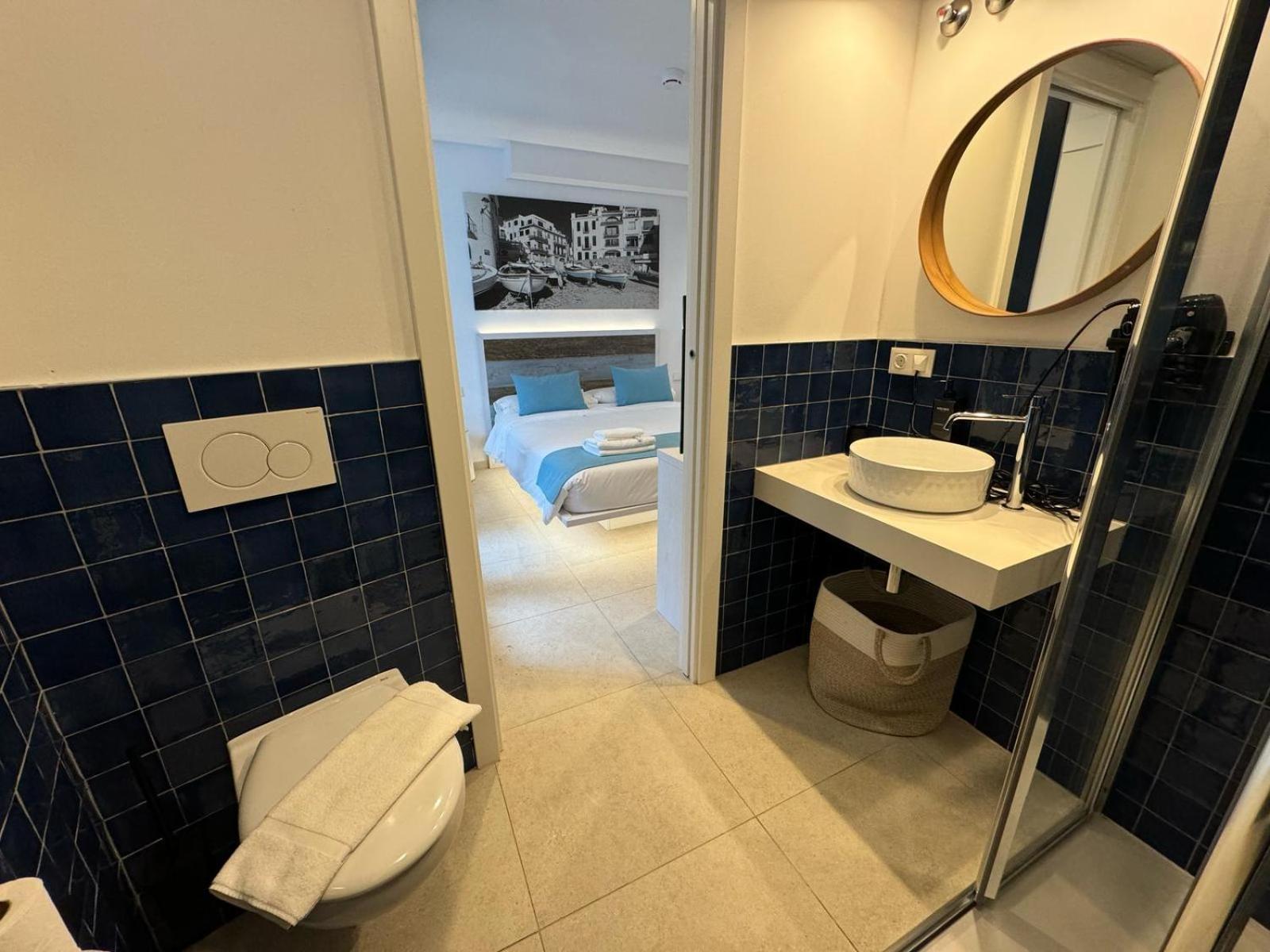 Hotel Boutique Es Blau カダケス エクステリア 写真